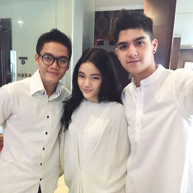 Foto Lebaran Maia Estianty