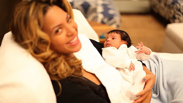 Foto Lucu Blue Ivy
