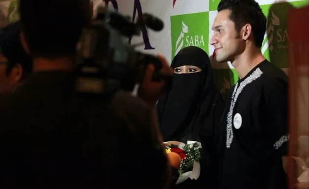 Indra L Bruggman dan Soraya Abdullah