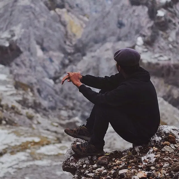 Erri Yunanto - Pendaki jatuh di kawah Merapi