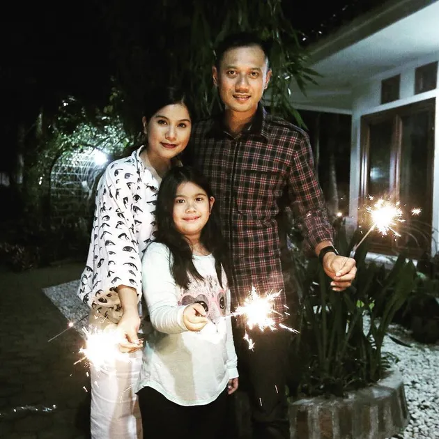 foto-foto tahun baru keluarga besar SBY