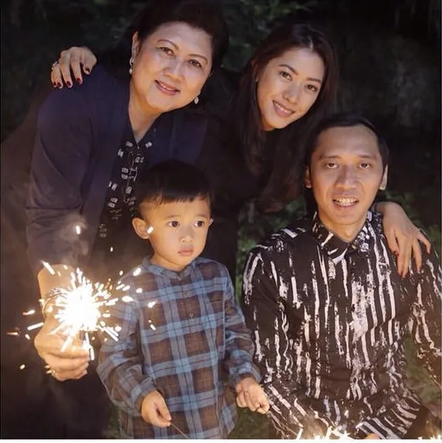 foto-foto tahun baru keluarga besar SBY