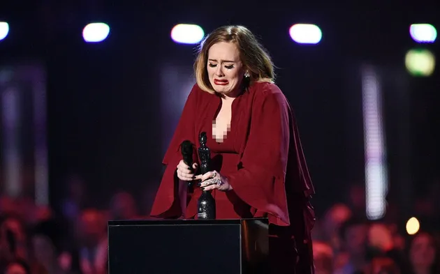 Adele BRIT Awards 2016