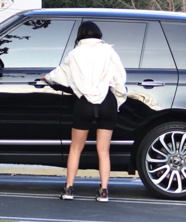 Kylie Jenner Melahirkan