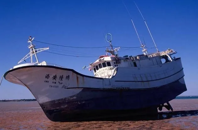 10 Kapal Hantu