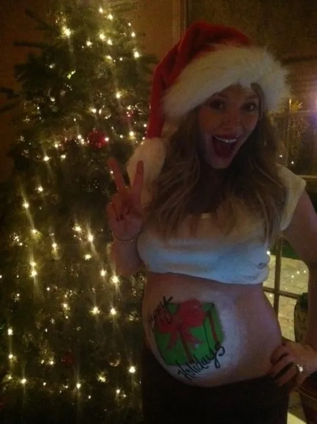 10 Kartu Natal Para Seleb Hollywood Yang Aneh