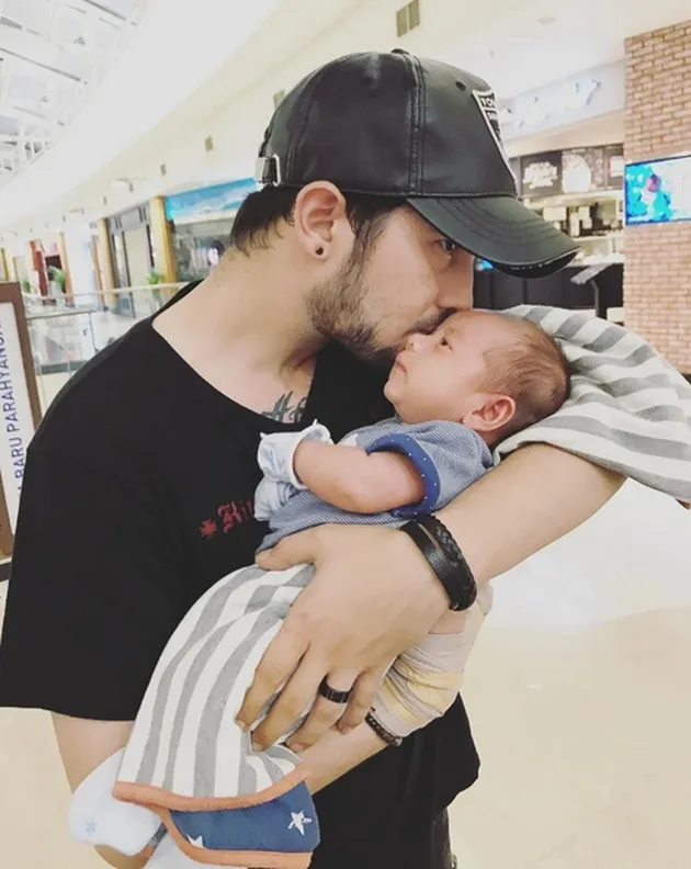 Papa Ganteng Seleb