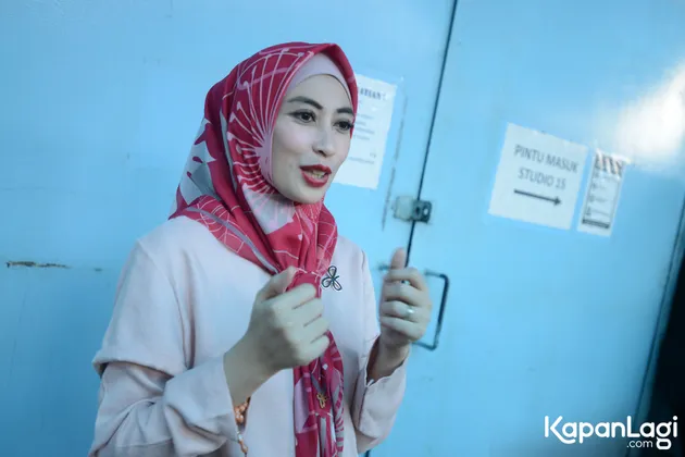 Annisa Trihapsari &amp; Sultan Djorghi