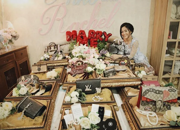 FOTO: 11 KEMEWAHAN RANGKAIAN PERNIKAHAN RACHEL VENNYA 