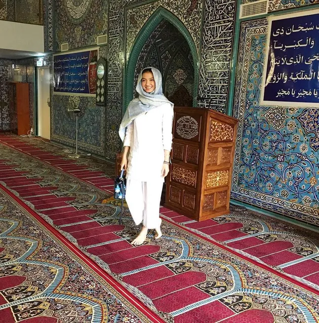 11 Seleb Berhijab Sambut Ramadan