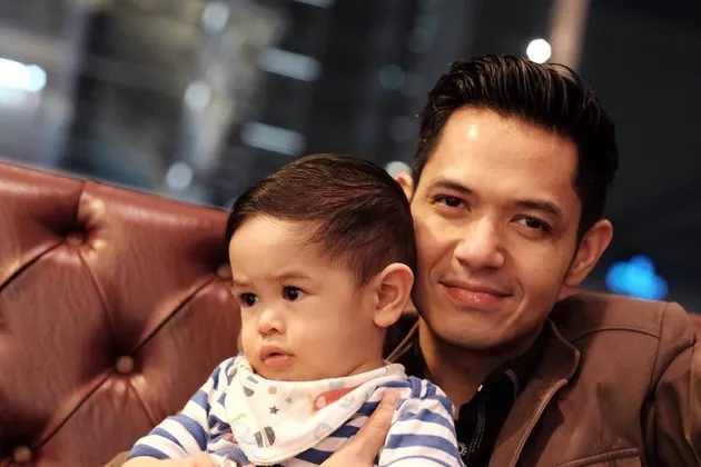 Papa Ganteng Sayang Anak
