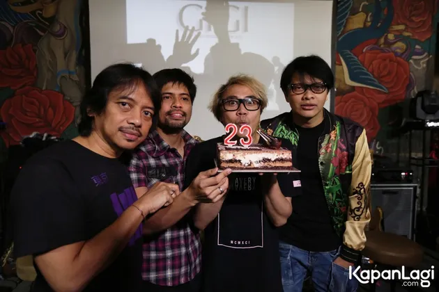 Manajemen baru Gigi baru diresmikan namanya pada tahun ini. Manajemen ini dipegang oleh putra salah seorang personel Gigi Thomas Ramdhan, Bounty.