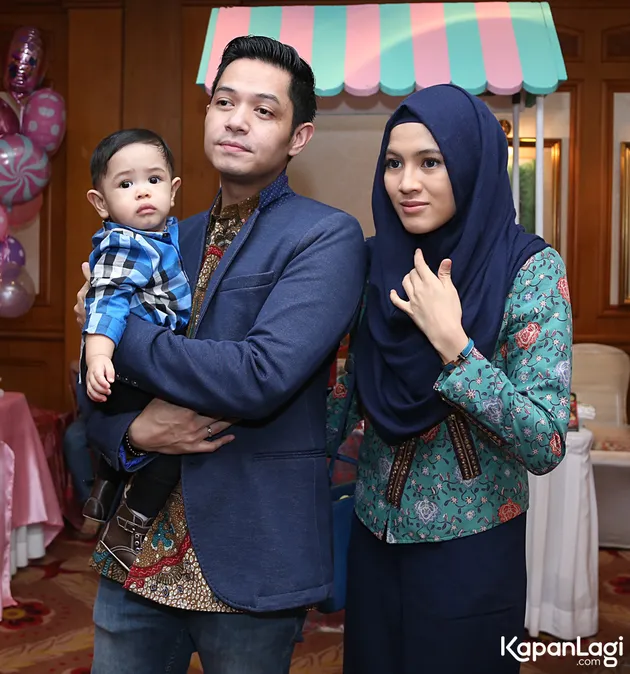 Bayi lucu dan hits
