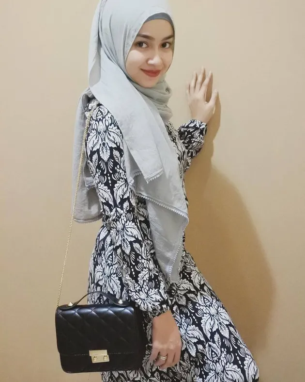 Seleb pakai hijab