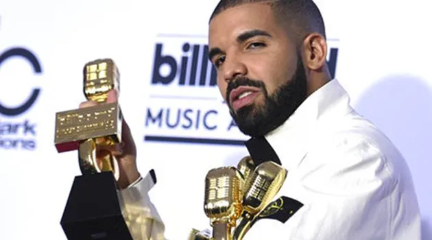 6 Momen Spesial Dalam Billboard Music Awards 2017