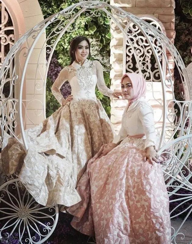 adik seleb sosialita