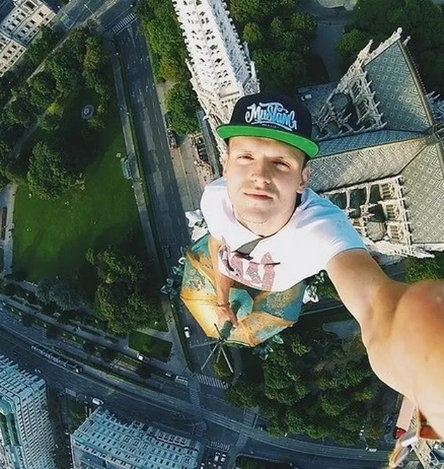 selfie, selfie berbahaya, selfie paling unik, selfie paling berbahaya