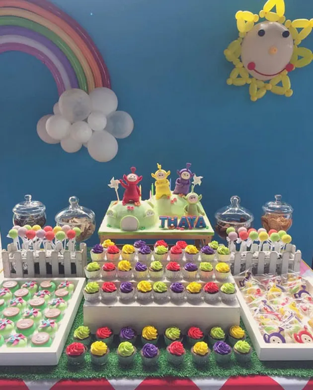 FOTO: Acara Ultah Anak Ricky Harun - Herfiza Serba Teletubbies!