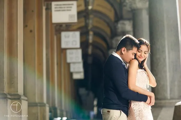 Prewed Romantis Acha Septriasa