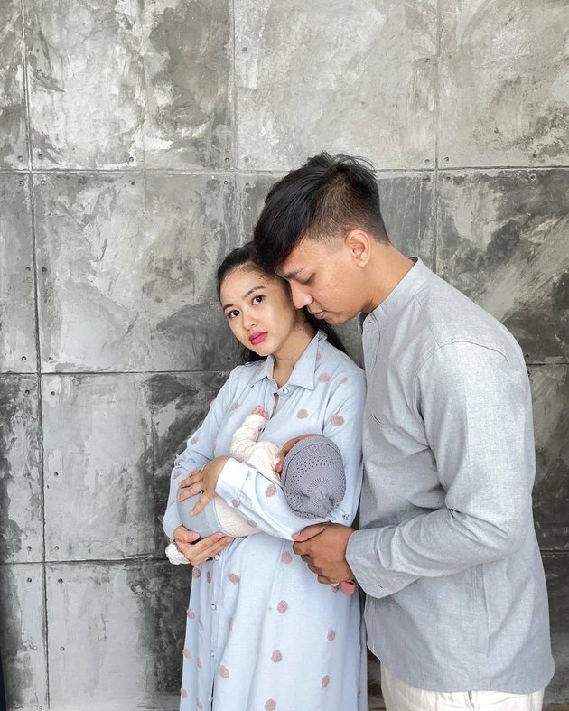 Adinda Azani's First Eid as a Mother, Called 'Baby Has a Baby' Because She's Too Cute