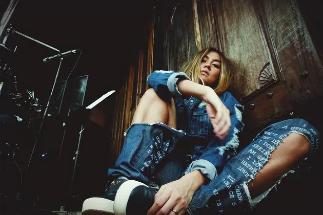 Agnes Monica - Wijin