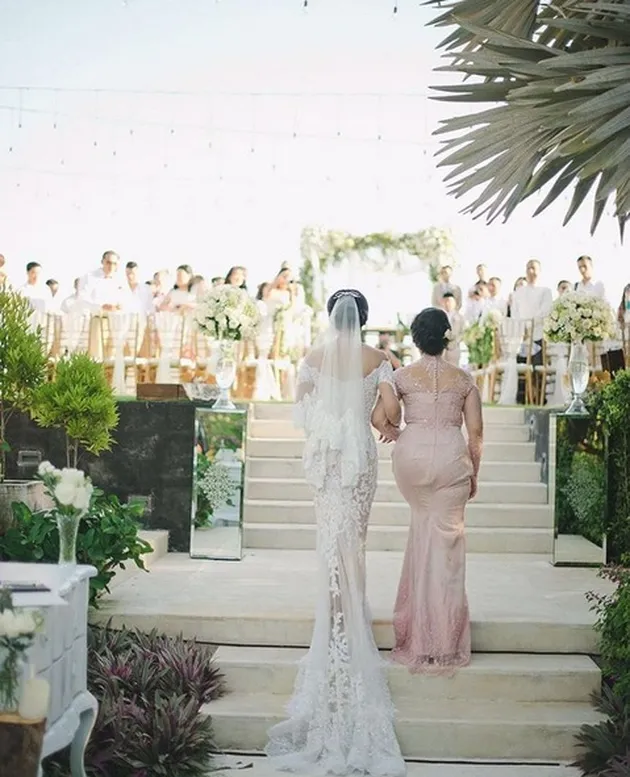 Akad Nikah &amp; Resepsi Raya Kohandi di Bali