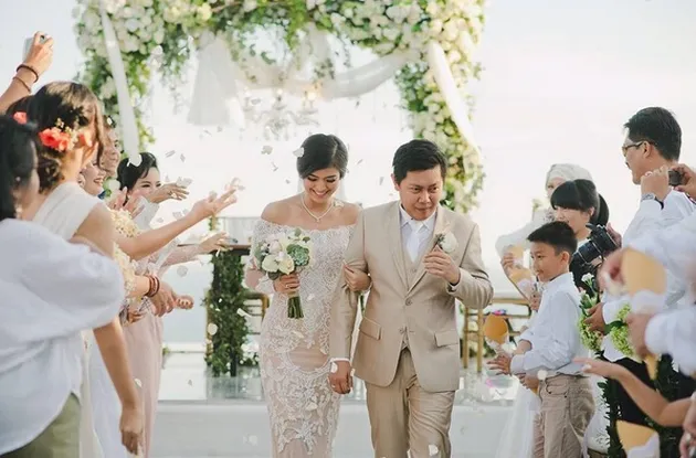 Akad Nikah &amp; Resepsi Raya Kohandi di Bali
