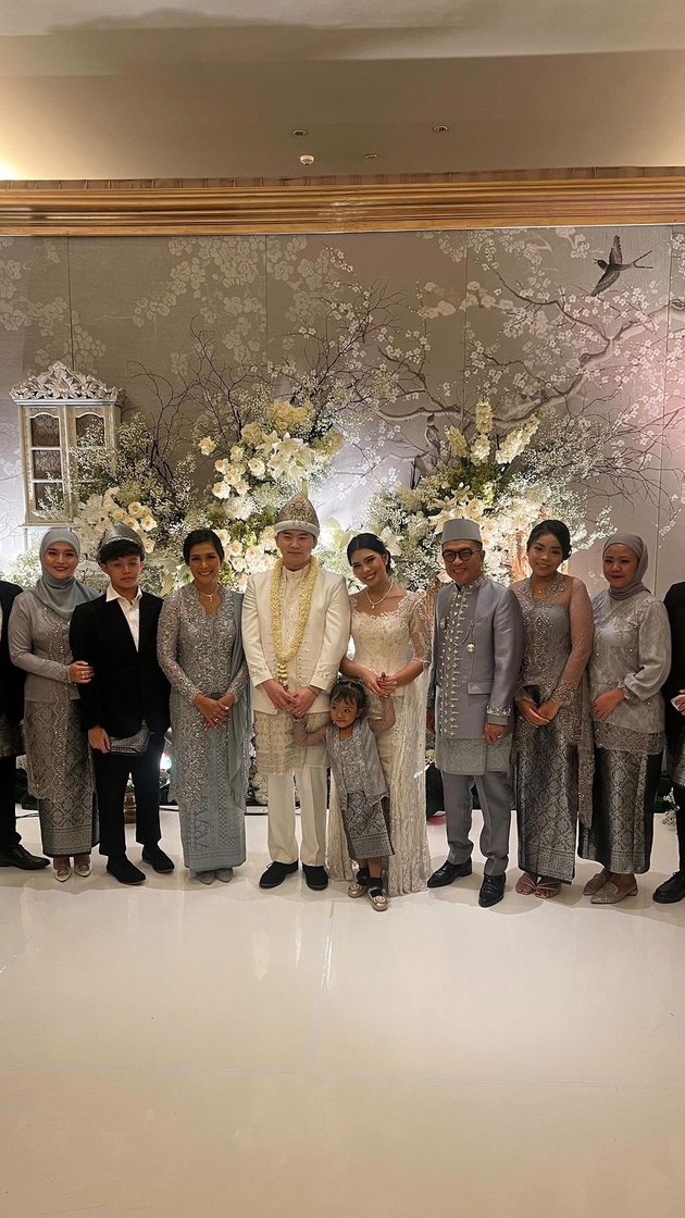 Princess Helmy Yahya's Wedding Photos with Korean Oppa,