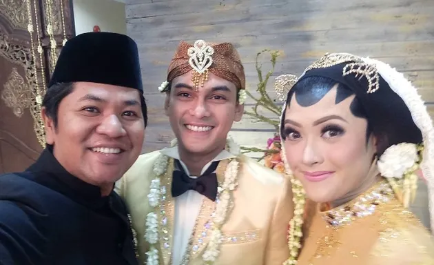 Ridwan Ghani - Aditya Putri
