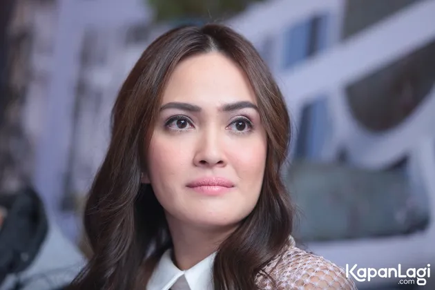 Shandy Aulia &amp; Samuel Rizal - EIFFEL I\&#039;M IN LOVE 2