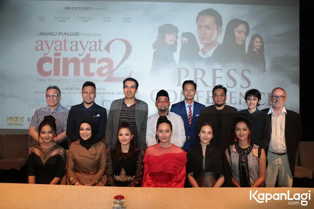 Fedi Nuril - Tatjana Saphira - Chelsea Islan - AYAT-AYAT CINTA 2