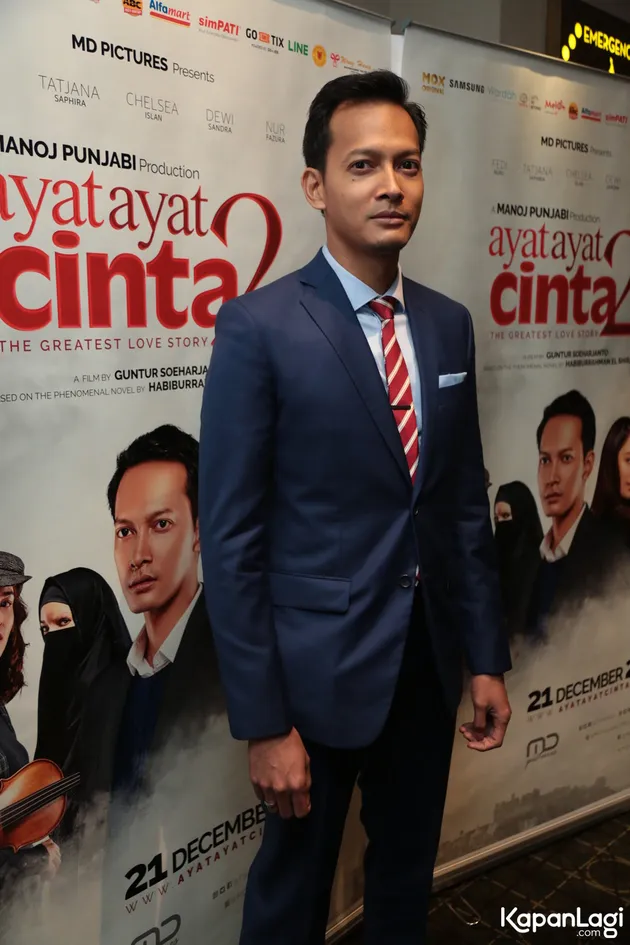 Fedi Nuril - Tatjana Saphira - Chelsea Islan - AYAT-AYAT CINTA 2