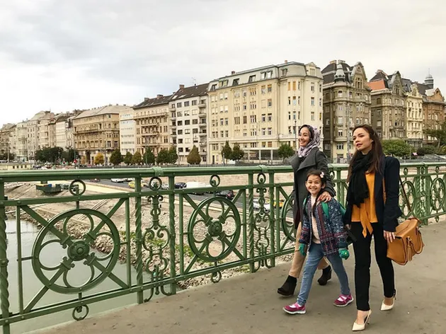 Surga yang Dirindukan 2