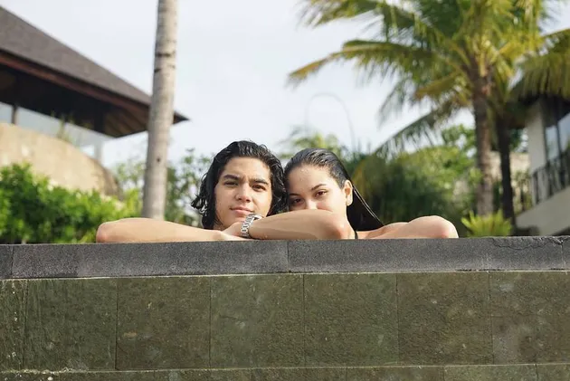 Al Ghazali - Alyssa Daguise