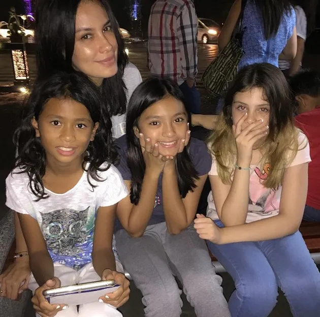 anak ariel, putri ariel, alea anak ariel, anak artis, anak selebritis