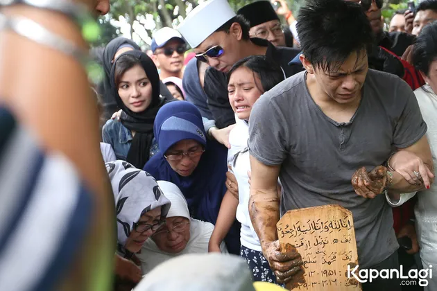 Allea Anak ariel noah