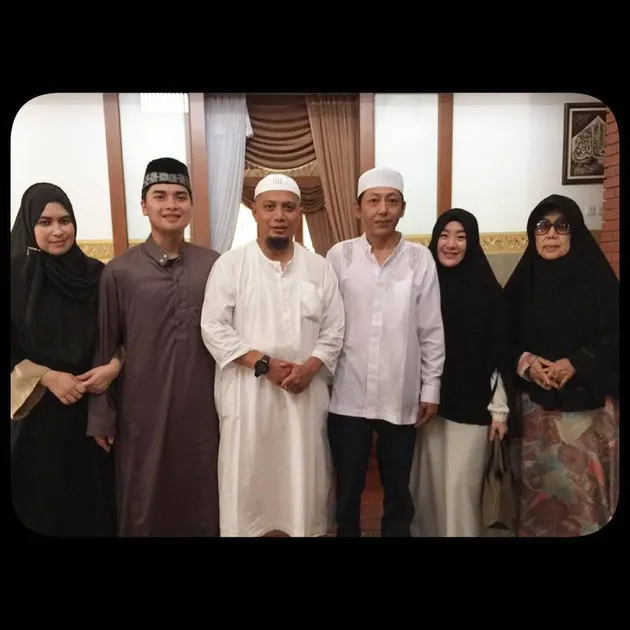 FOTO ALVIN - LARISSA CHOU SEBELUM MENIKAH, ROMANTIS TANPA ...