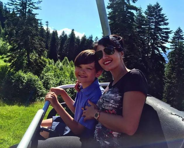 Armand Fauzan - Farah Quinn