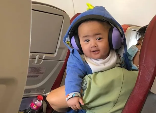 anak kembar Kadek Devi