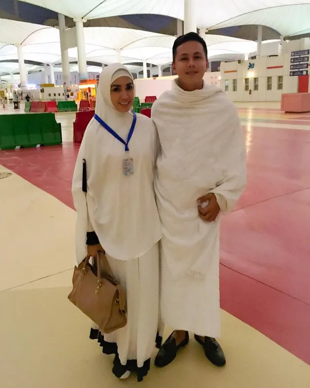 Andika Pratama - Ussy Sulistiawaty