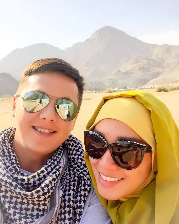 Andika Pratama - Ussy Sulistiawaty