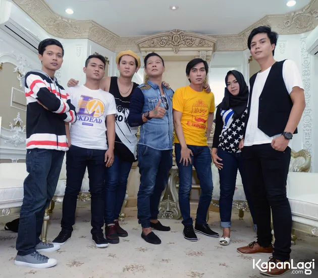Dua bulan sudah Andika Mahesa kembali gabung dengan Kangen Band.