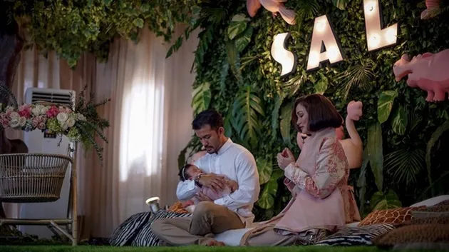 Rio Dewanto, Atiqah Hasiholan &amp; Baby Salma