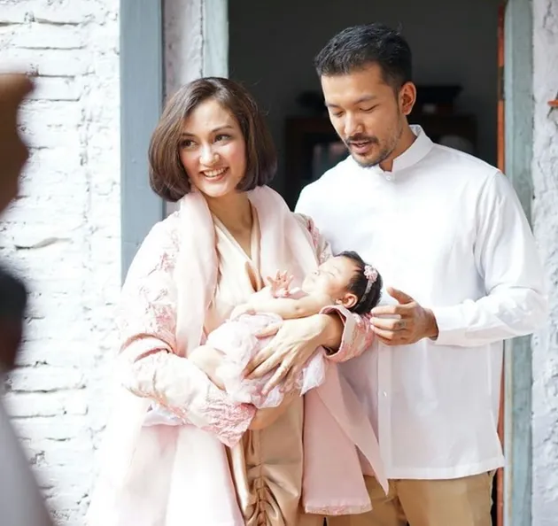 Rio Dewanto, Atiqah Hasiholan &amp; Baby Salma