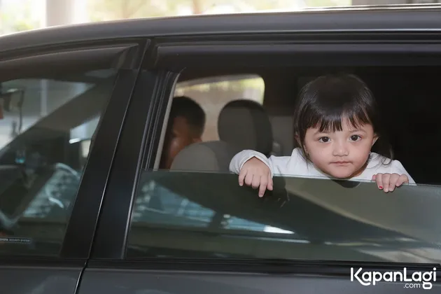 bayi seleb di ultah Amora Lemos