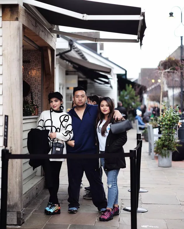 Aurel &amp; Ashanty Liburan ke London