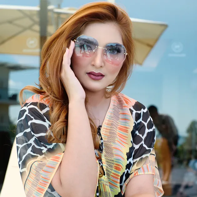 Bisnis jalan namun keluarga tetap terurus, intip saja betapa menggemaskan perkembangan si kecil Arsy dan Arsya. Ashanty juga baru saja menyelesaikan studi S2-nya loh, KLovers! What a good example for todays generation, Bunda!