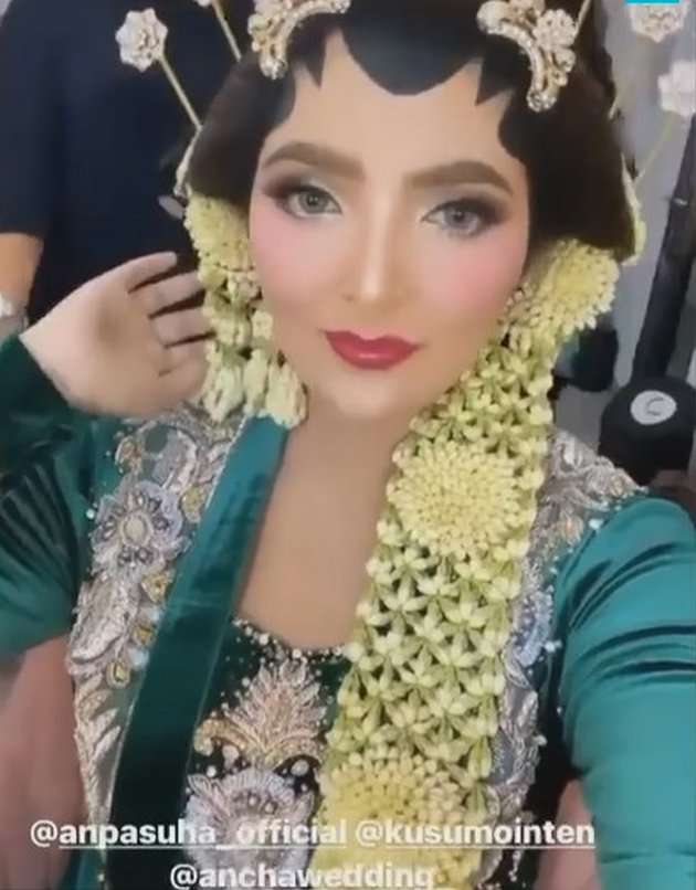 Photo of Aurel Hermansyah Dressed Like a Javanese Bride, How Beautiful the Bride-to-be Is
