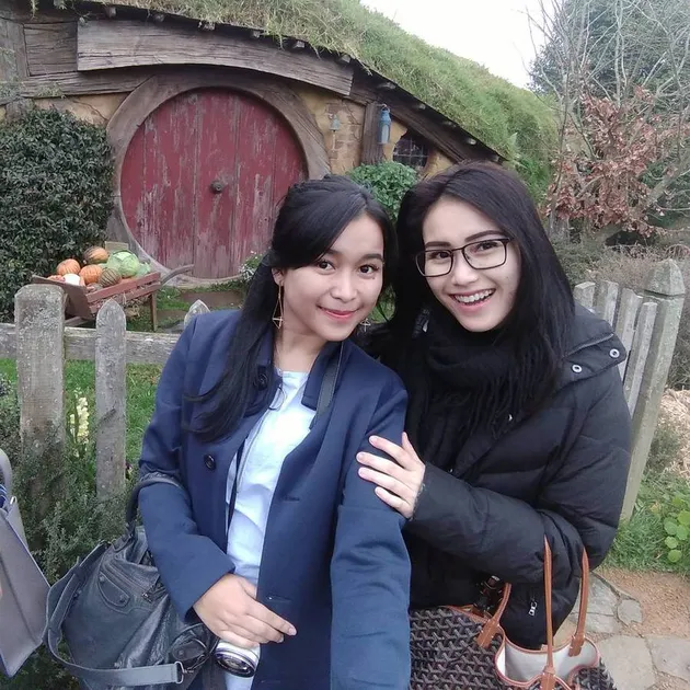 Ayu Ting Ting &amp; Bilqis