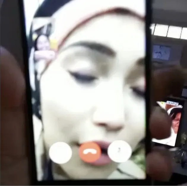 Liburan Orangtua Ayu Ting Ting